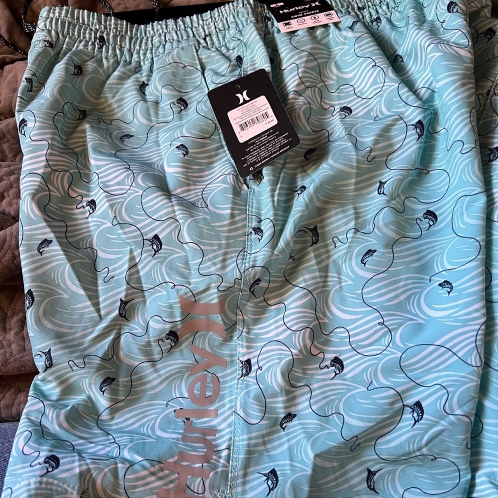 NWT Men’s Hurley Swim Shorts